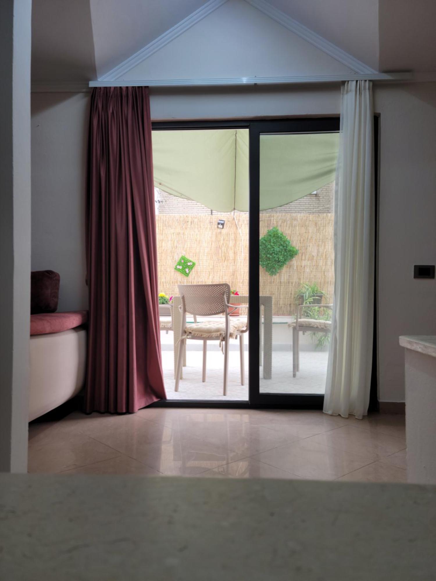 Gledis Apartment Tirana - Panoramic City Terrace Buitenkant foto