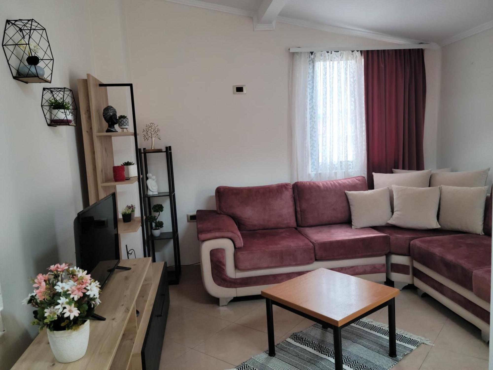 Gledis Apartment Tirana - Panoramic City Terrace Buitenkant foto